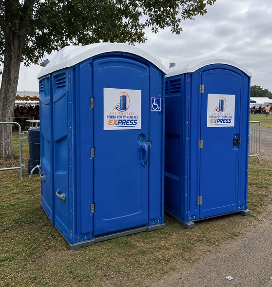 Deluxe porta potty rentals at a Los Angeles event